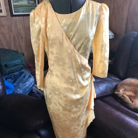 Elegant Yellow Floral Wrap-Style Women’s Dress - Picture 6 of 14